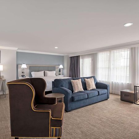 Hampton Inn & Suites Stamford Esterno foto