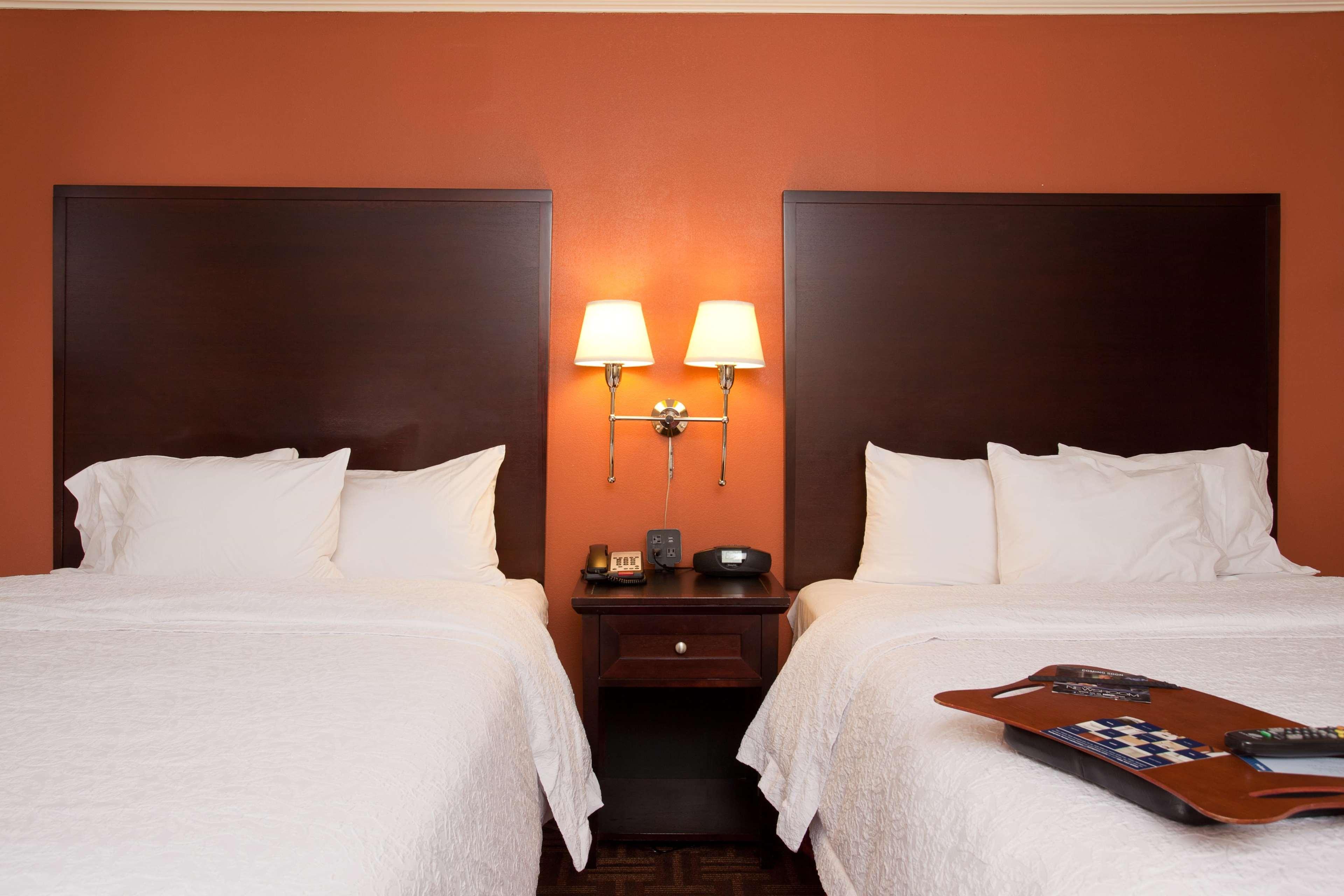 Hampton Inn & Suites Stamford Esterno foto