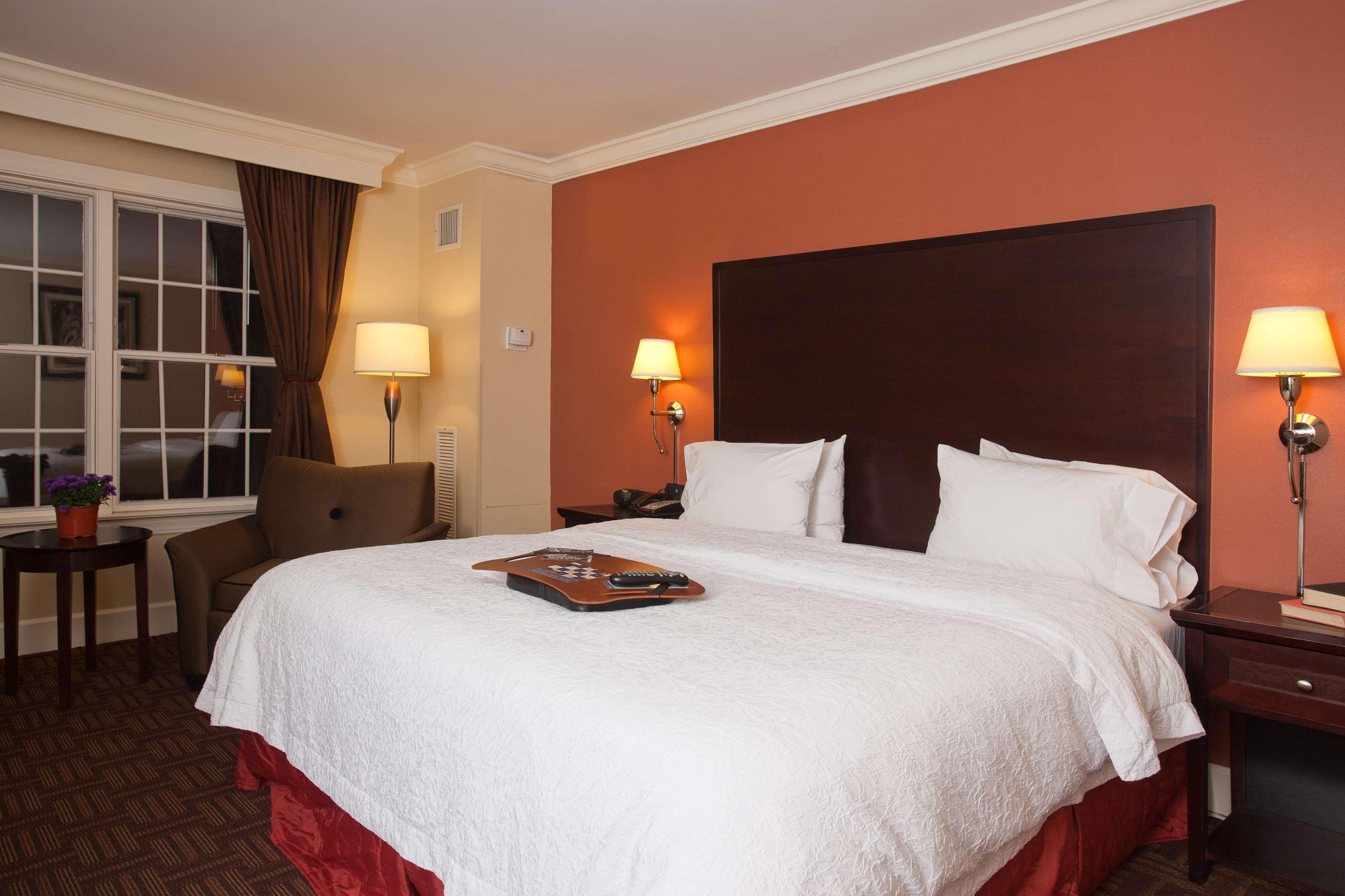 Hampton Inn & Suites Stamford Esterno foto