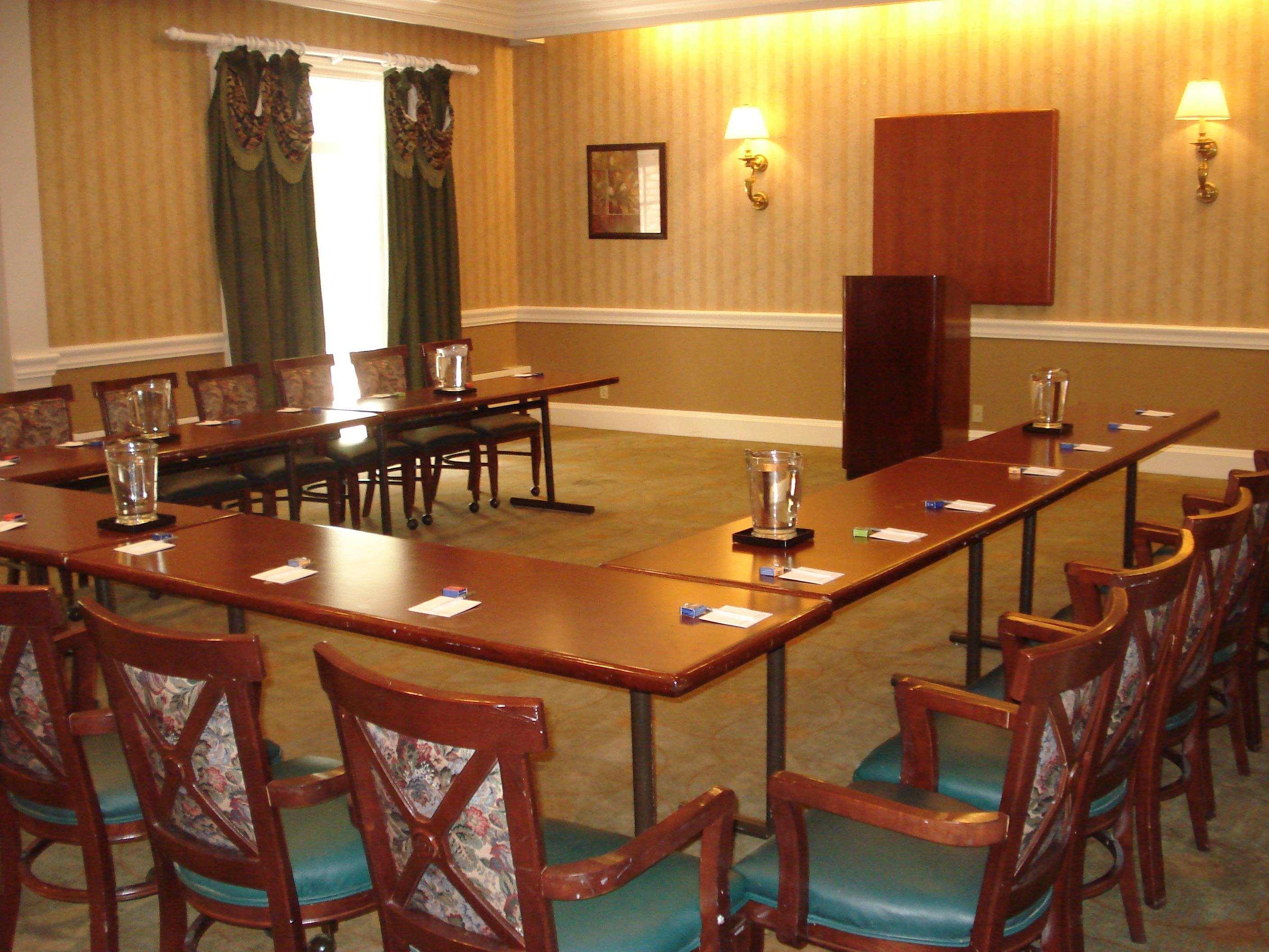 Hampton Inn & Suites Stamford Esterno foto