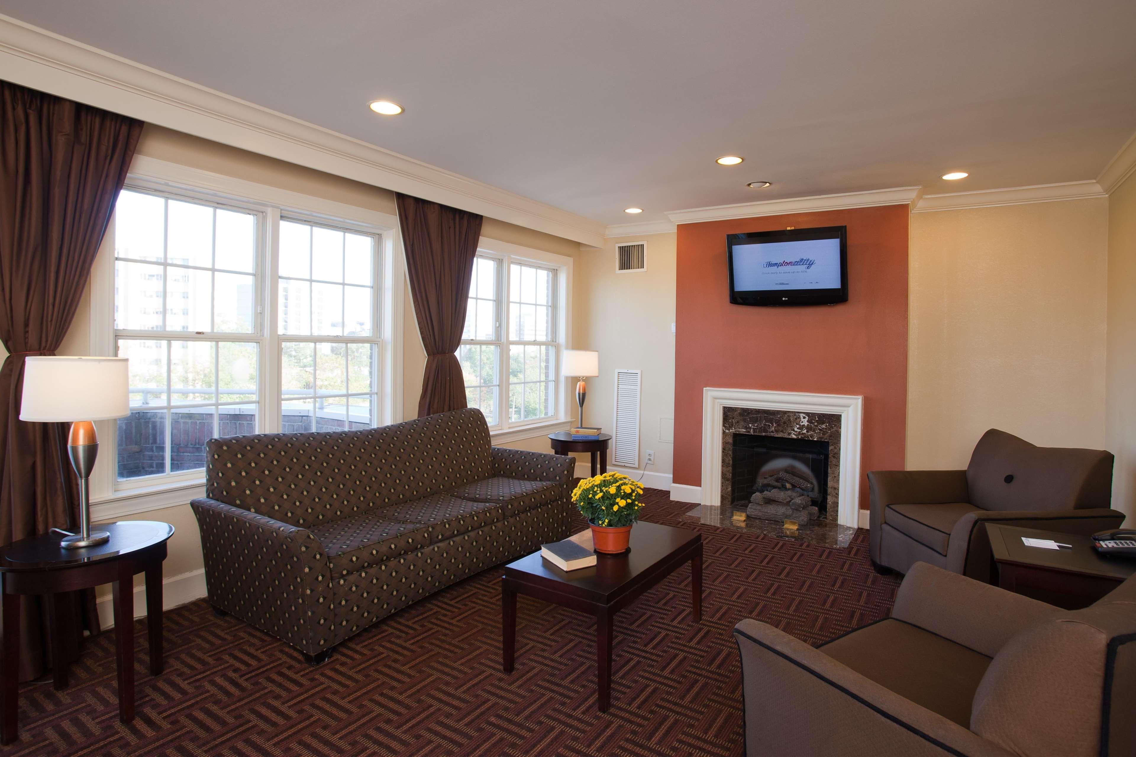 Hampton Inn & Suites Stamford Esterno foto