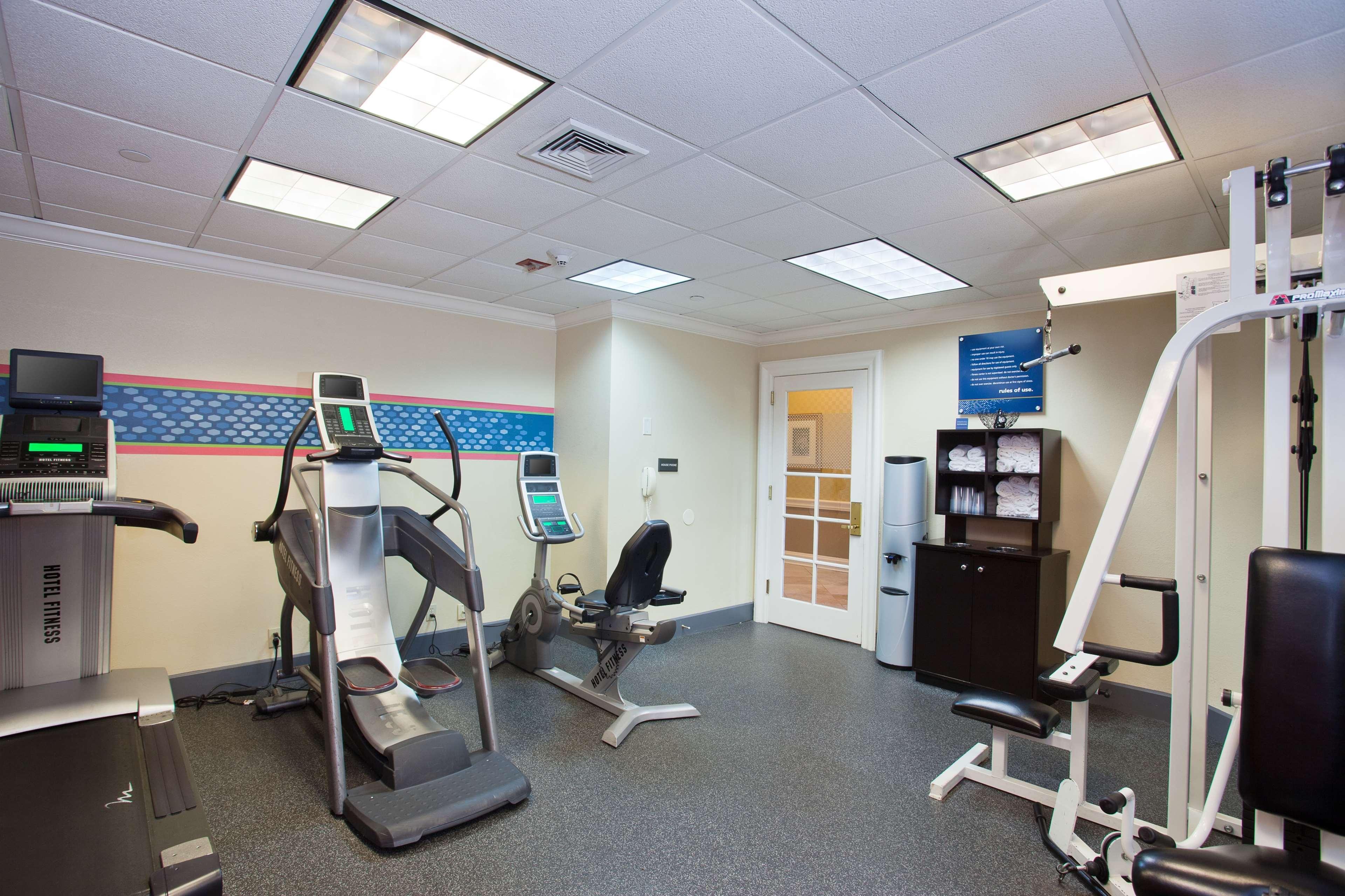 Hampton Inn & Suites Stamford Esterno foto