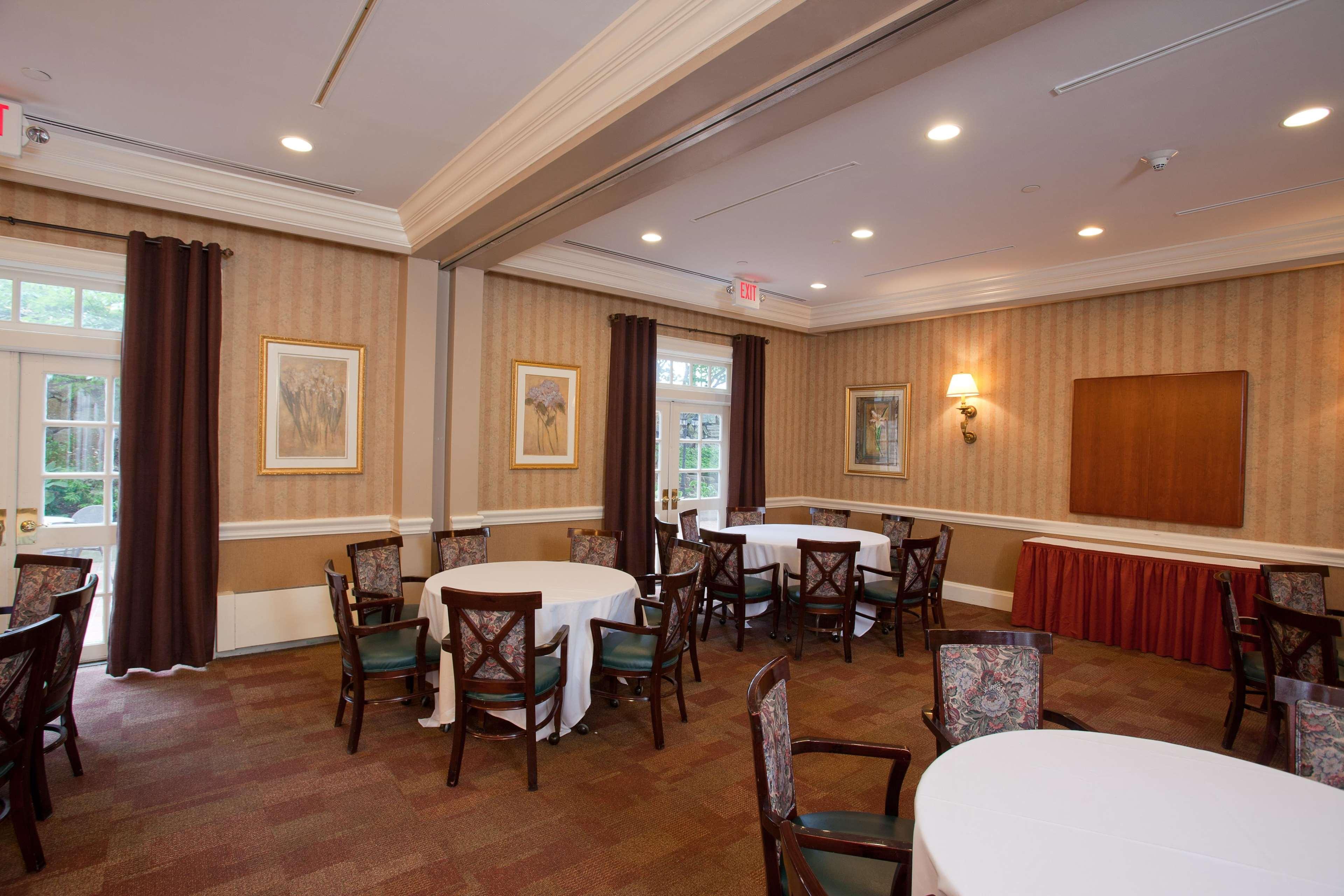 Hampton Inn & Suites Stamford Esterno foto
