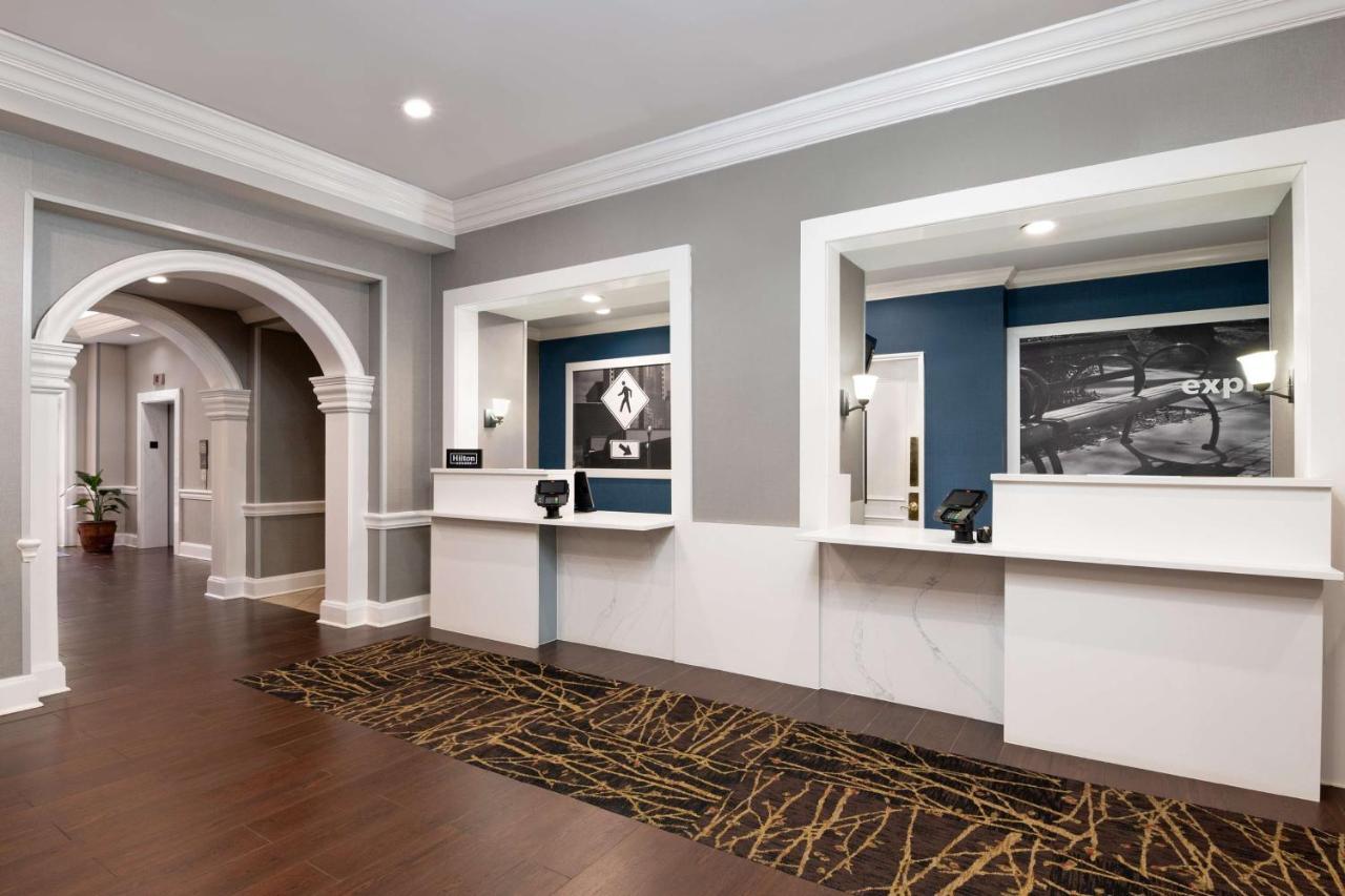Hampton Inn & Suites Stamford Esterno foto