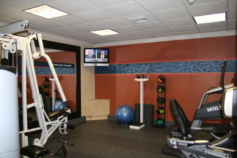 Hampton Inn & Suites Stamford Esterno foto
