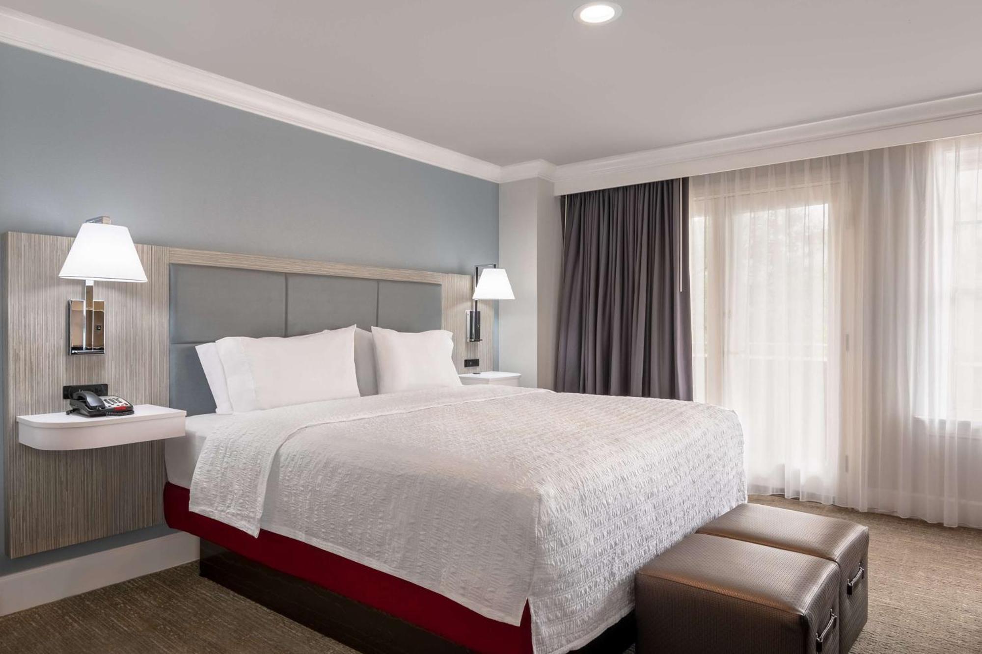 Hampton Inn & Suites Stamford Esterno foto
