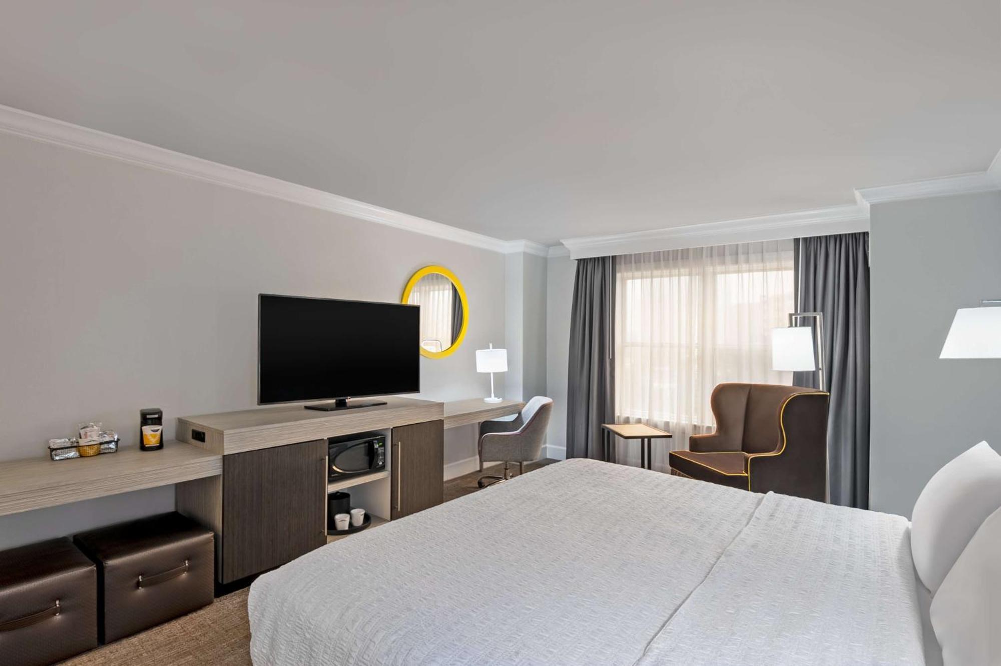 Hampton Inn & Suites Stamford Esterno foto