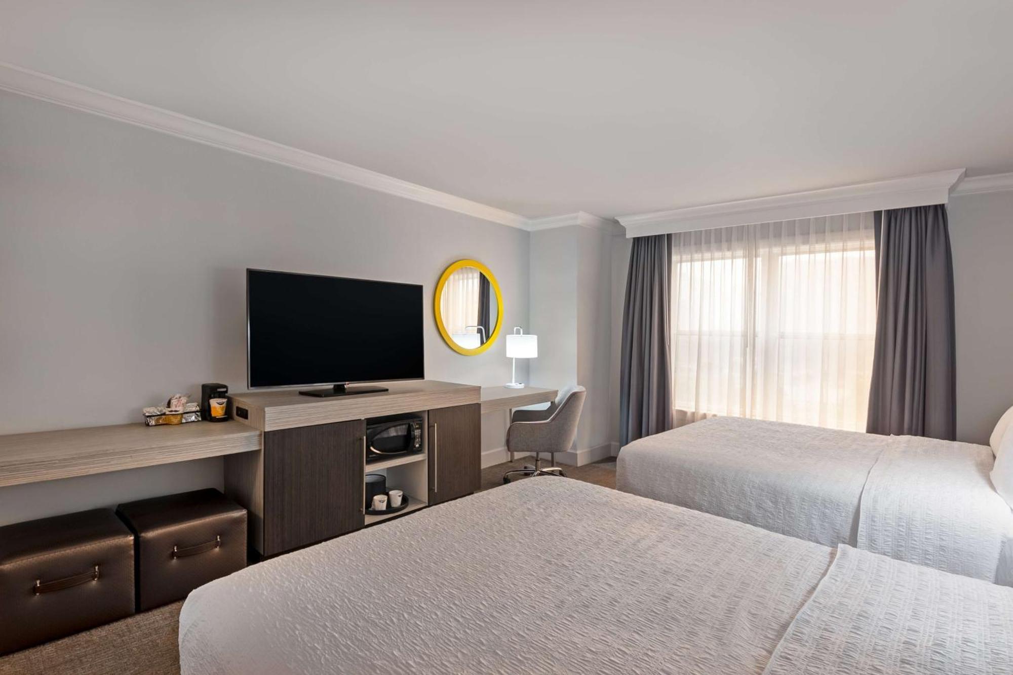 Hampton Inn & Suites Stamford Esterno foto