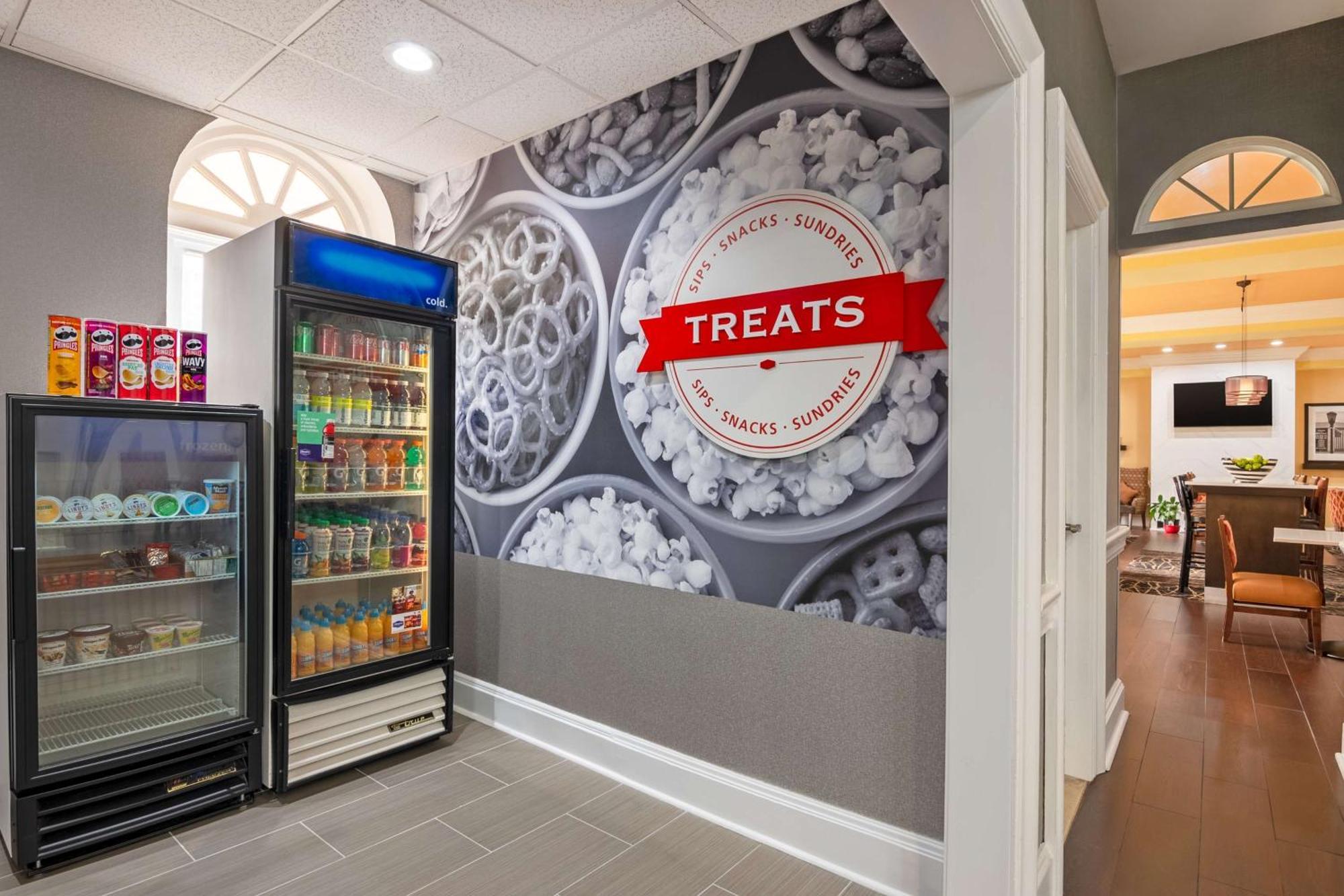 Hampton Inn & Suites Stamford Esterno foto