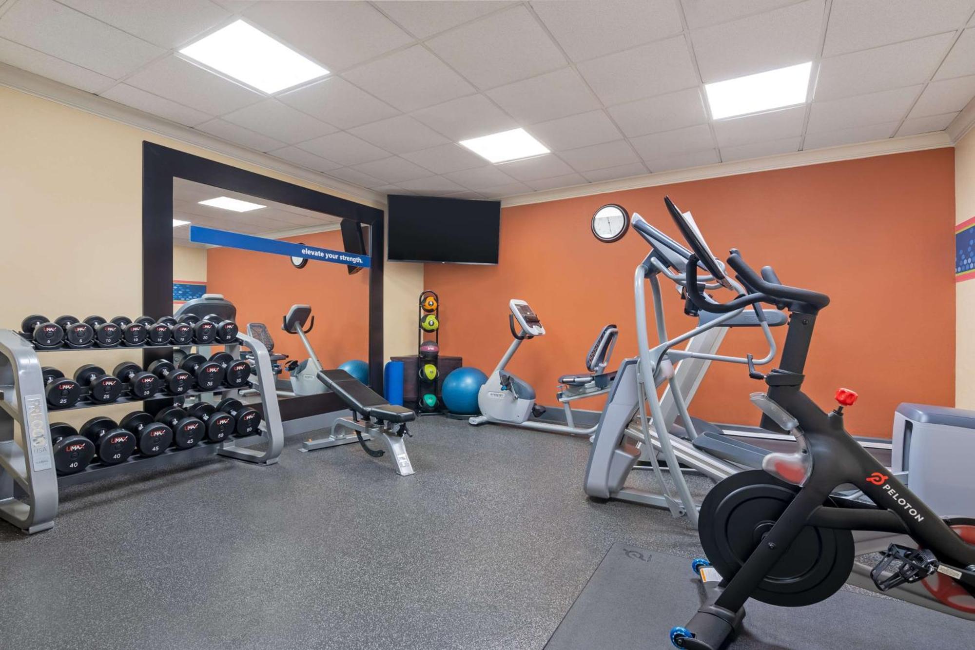 Hampton Inn & Suites Stamford Esterno foto